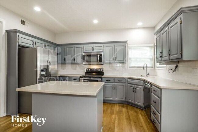 Foto del edificio - 15526 S Kenwood St