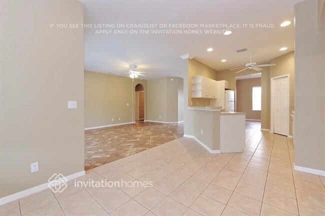 Building Photo - 2169 Palm Ct