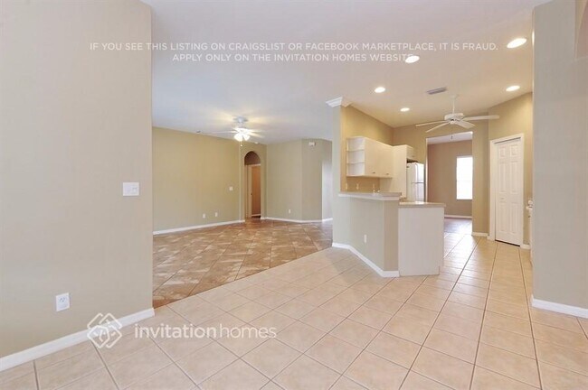 Foto del edificio - 2169 Palm Ct