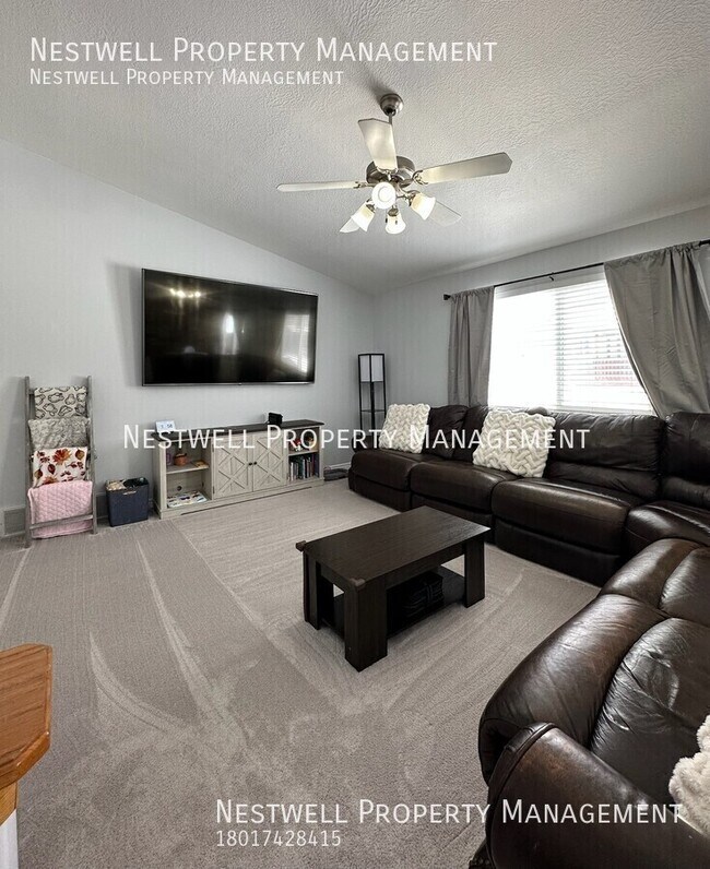 Building Photo - Delightful 6-bed Rambler in Tooele