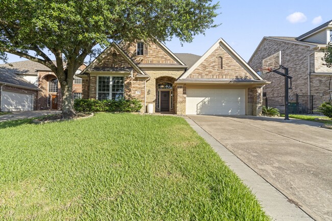 Foto del edificio - 10011 Lakeside Gables Dr