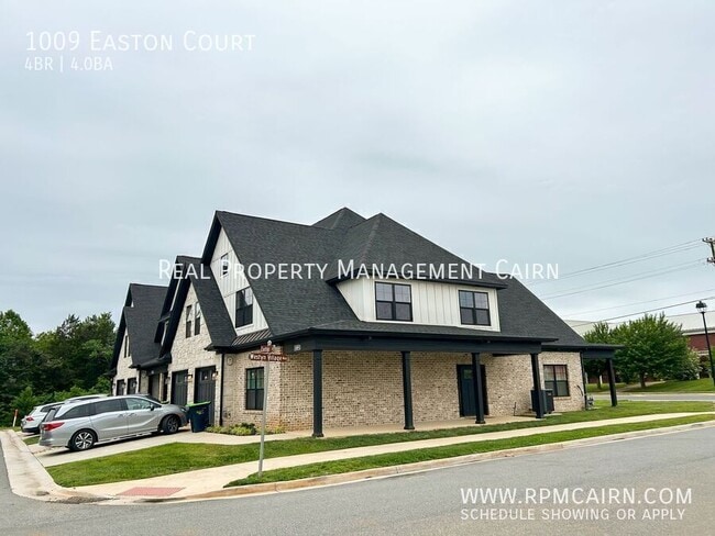 Photo - 1009 Easton Ct House