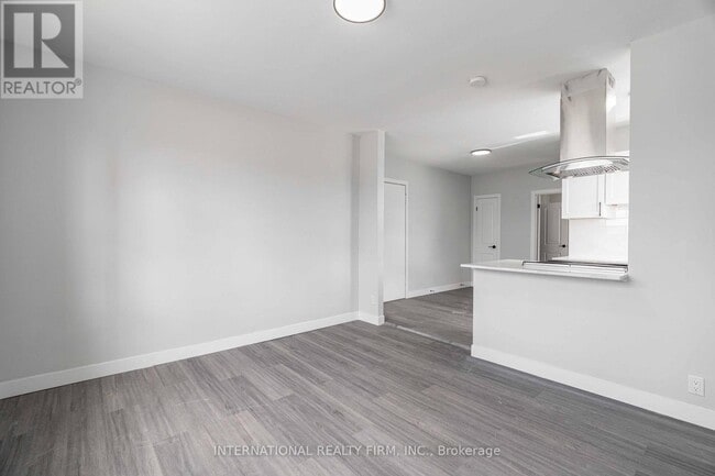 Photo du bâtiment - 215 Hamilton