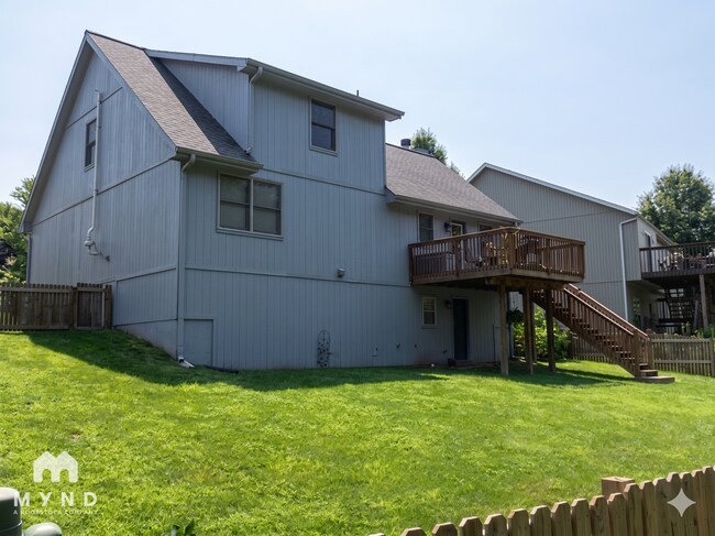 Building Photo - 1126 Blue Bird Ln
