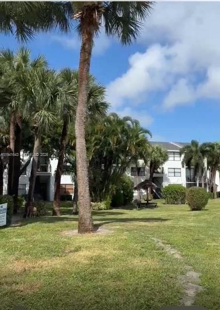 Foto del edificio - 760 Executive Center Dr