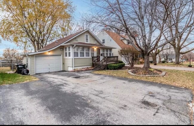 Front Yard - 2338 N 69th St House