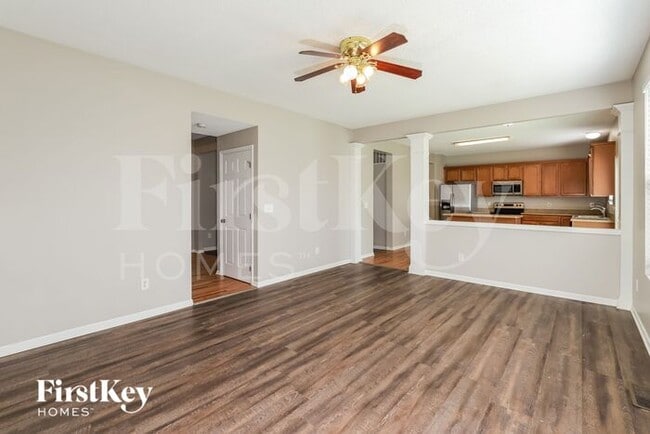 Building Photo - 7824 N Lister Ave