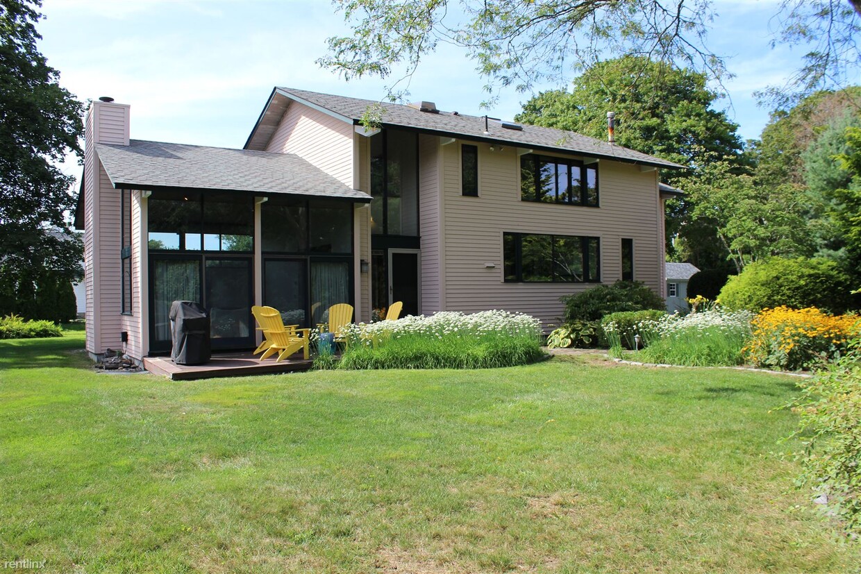 Foto principal - 61 Rodman St