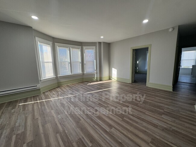 Foto del edificio - 25 Wayside Ave