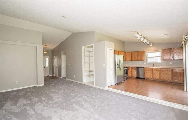 Foto del edificio - 10916 Trailwood Dr