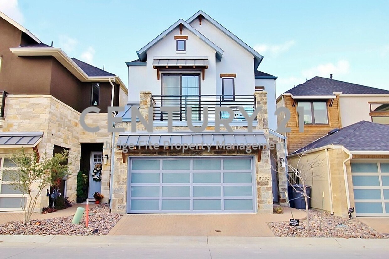 Primary Photo - Gorgeous 2-Story 3/2.5/2 in Merion at Midt...