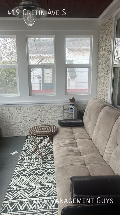Foto del edificio - Beautiful 4 Bedroom!