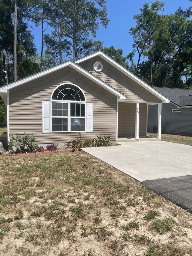 Photo - 167 Broken Bow Trail (Crawfordville, FL)