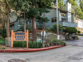 Building Photo - 10819 NE 37th Pl