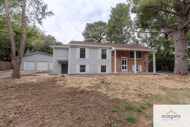 Foto del edificio - 11319 Harding Rd