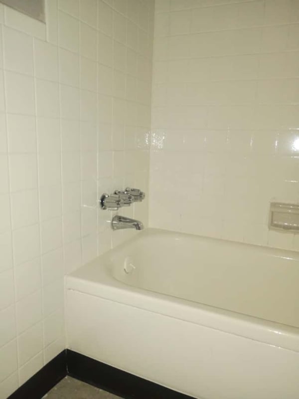 Foto del edificio - 13444 Euclid Ave