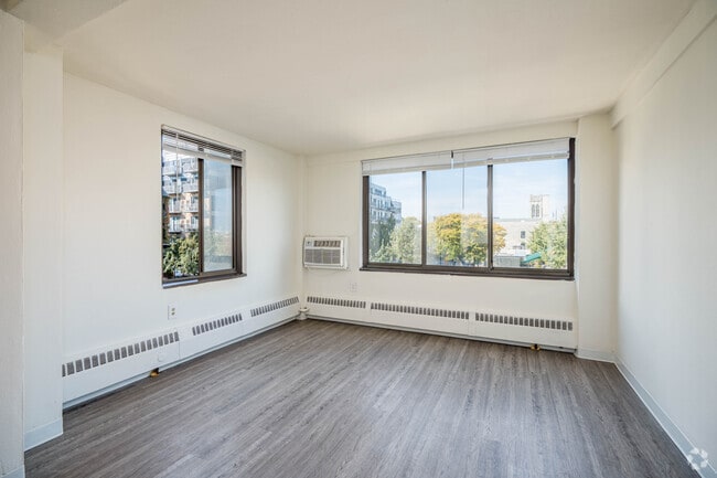 Studio - 365SF - Living Room - Loring Park Flats Apartments