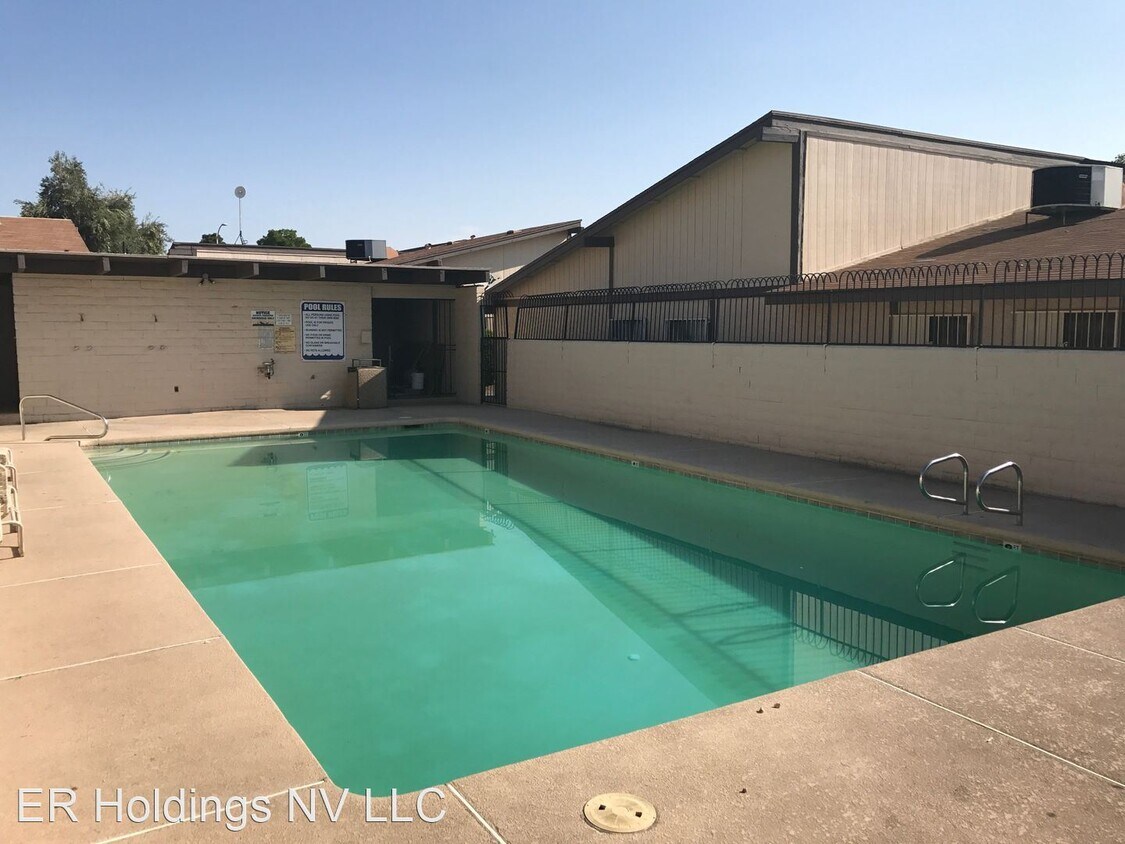 Primary Photo - 2 br, 1 bath House - 5801 Smoke Ranch Road...