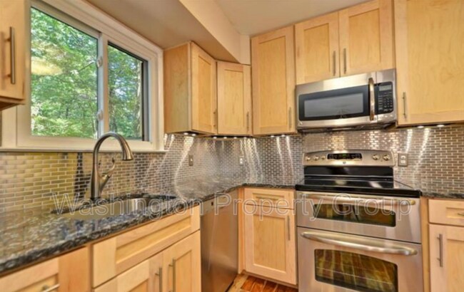 Building Photo - 2216 Lofty Heights Pl