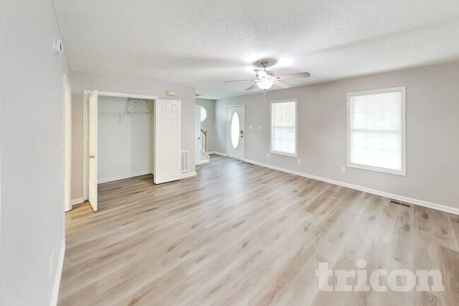 Foto del edificio - 1070 Piney Church Rd