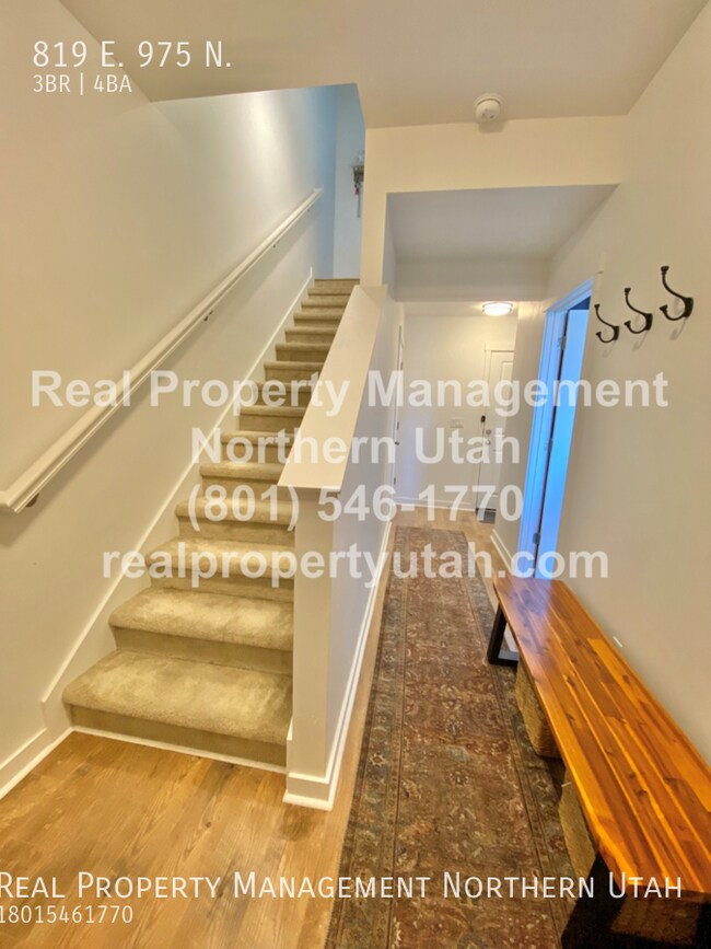 Building Photo - 819 E 975 N