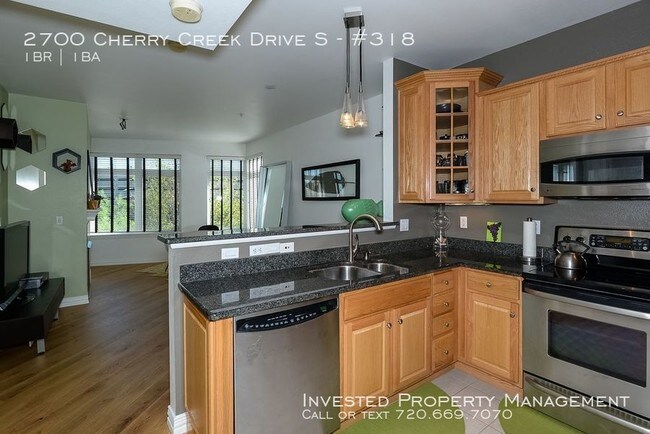 Foto del edificio - 2700 Cherry Creek S Dr