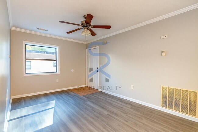 Foto del edificio - Move in before November 15th and get $100 ...