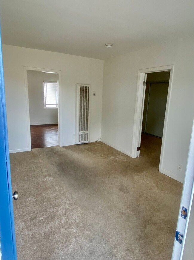 Foto del edificio - 4671 Westlawn Ave