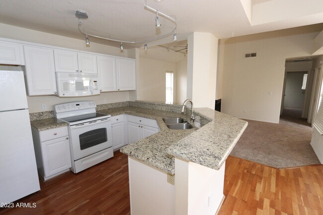 Building Photo - 4201 N 20th St
