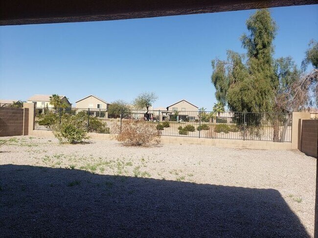 Building Photo - AVAILABLE 3/14/22!!!