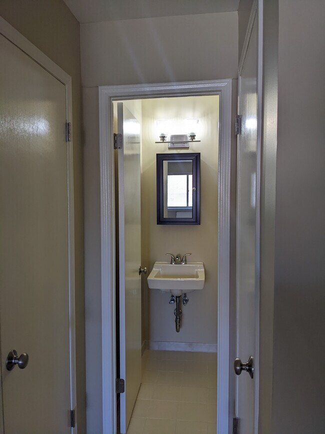 Renovated half bath - 9442 Ridge Blvd