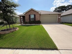 Building Photo - 9509 Murandy Dr