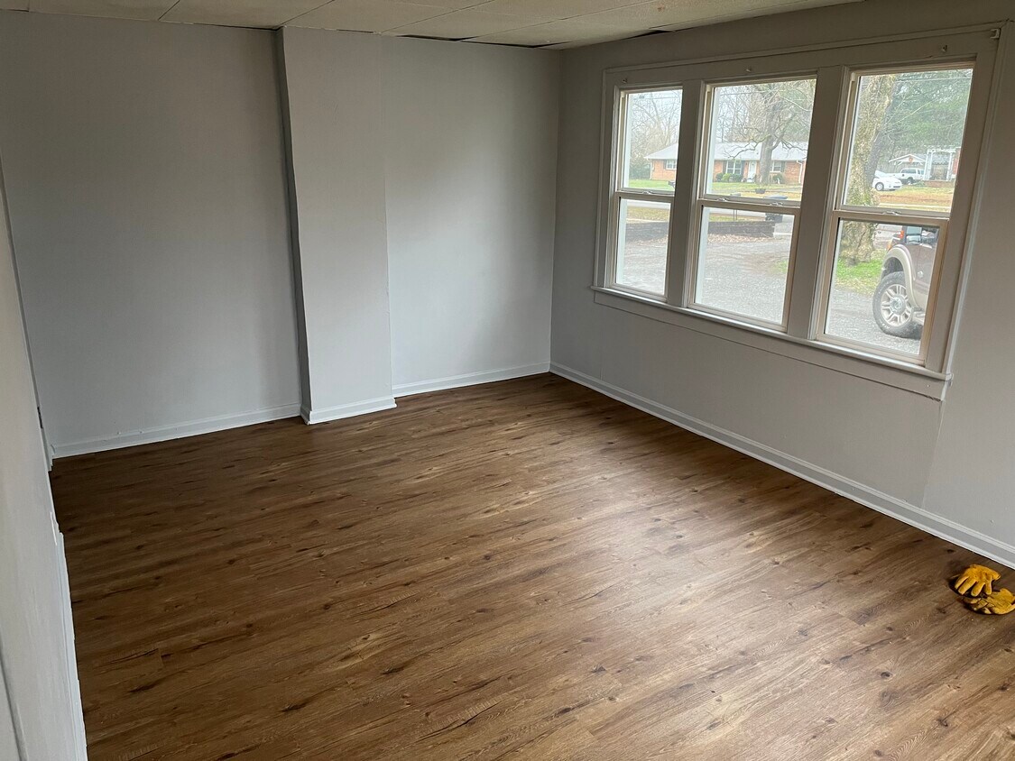 911 E Lincoln St Unit 911, Tullahoma, TN 37388 Condo for Rent in