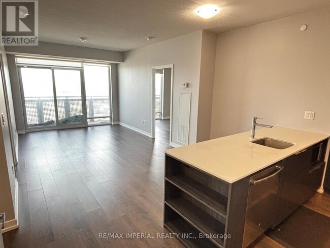 Building Photo - 2520 Eglinton Ave W