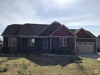 Building Photo - 15 Hanford Dr