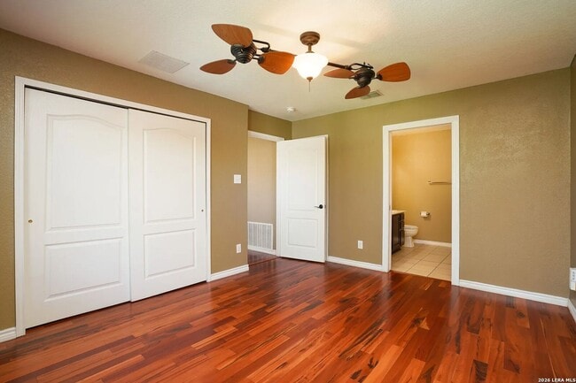 Building Photo - Cozy 2-Bedroom Home Just Off 151 & 410