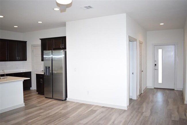 Building Photo - 437 Agave Azul Way, Leander, TX 78641 - 3 ...