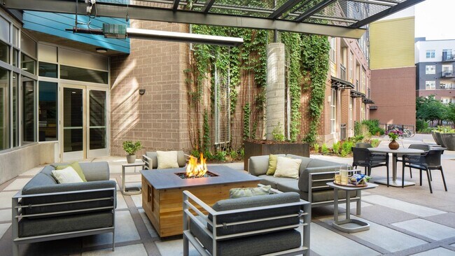 Foto del edificio - 2905 Inca St