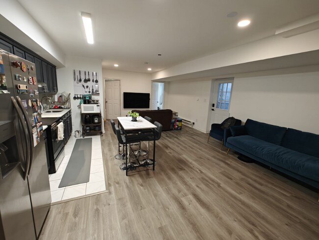 Building Photo - 603 Ocean Ave