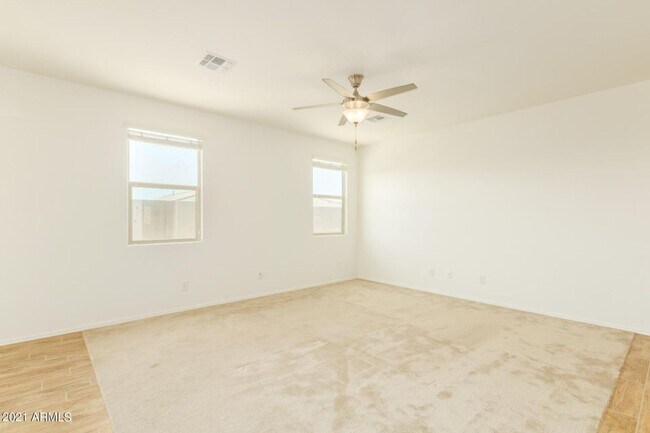 Foto del edificio - Gorgeous 3 bedroom in Surprise!!