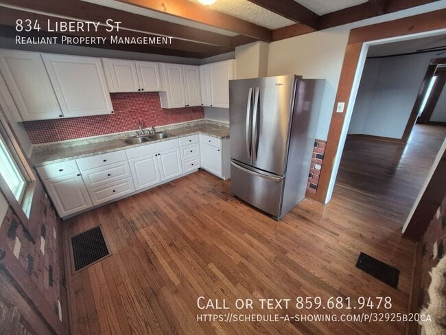 Foto del edificio - 834 Liberty St