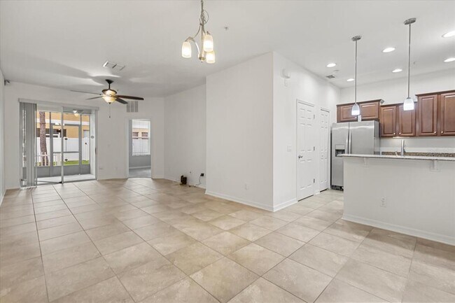 Foto del edificio - 14235 Desert Haven St