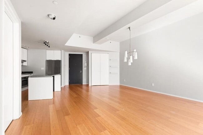 Building Photo - 141 Dorchester Ave