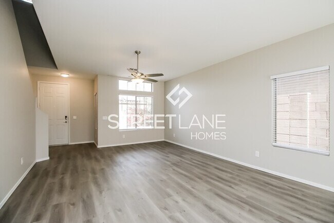 Foto del edificio - NOW OFFERING THE FIRST FULL MONTH FREE!