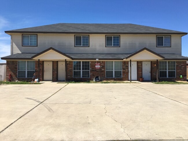 Building Photo - 4001 Doraine Ct