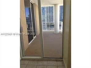Building Photo - 2 br, 2.5 bath Condo - Courvoisier Courts