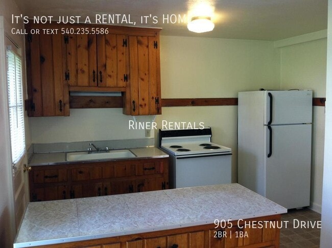 Photo - 905 Chestnut Dr Townhome