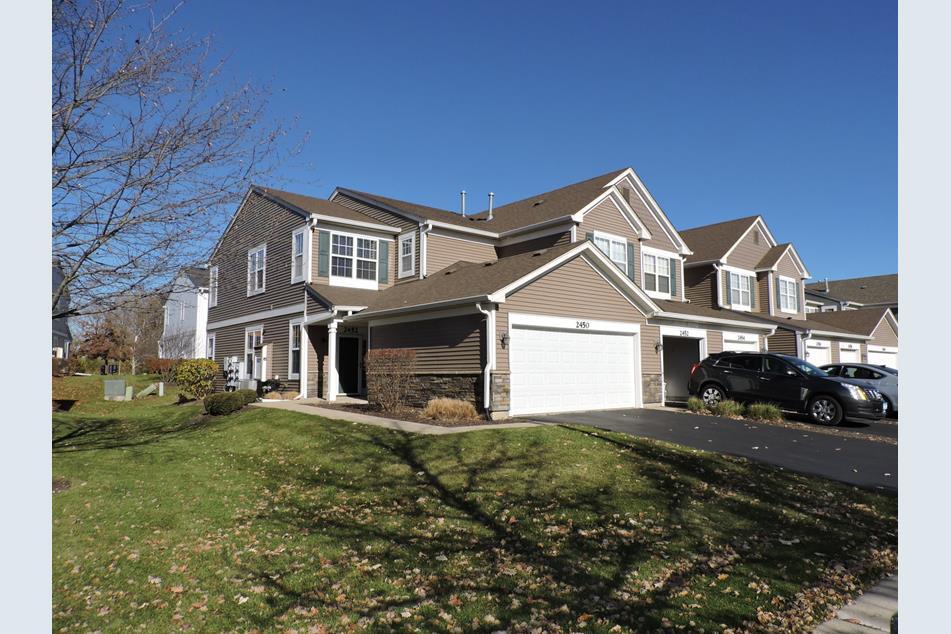 Foto principal - 2452 Golf Ridge Cir