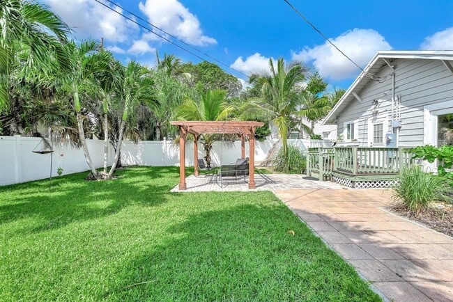 Building Photo - 524 Palmetto St