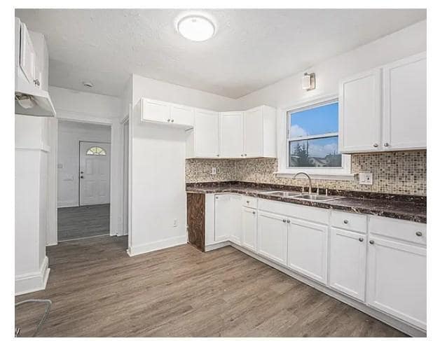 Building Photo - 16174 Friend Ave